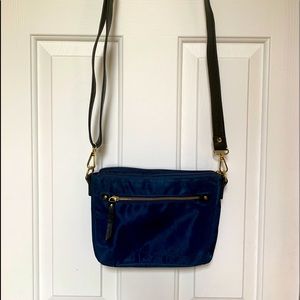 Navy nylon crossbody